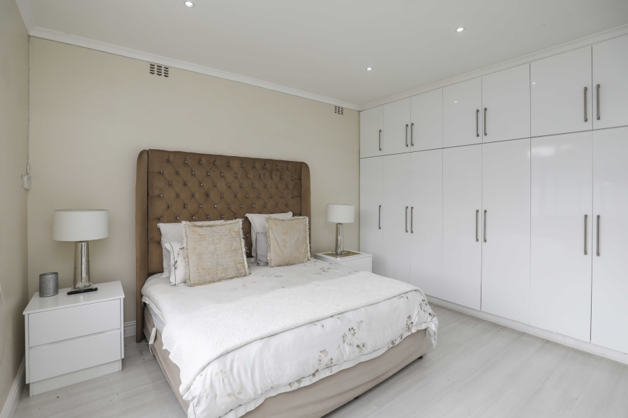 3 Bedroom Property for Sale in Claremont Western Cape